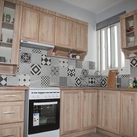 Nemo 1 Apartment Xi Beach Екстериор снимка